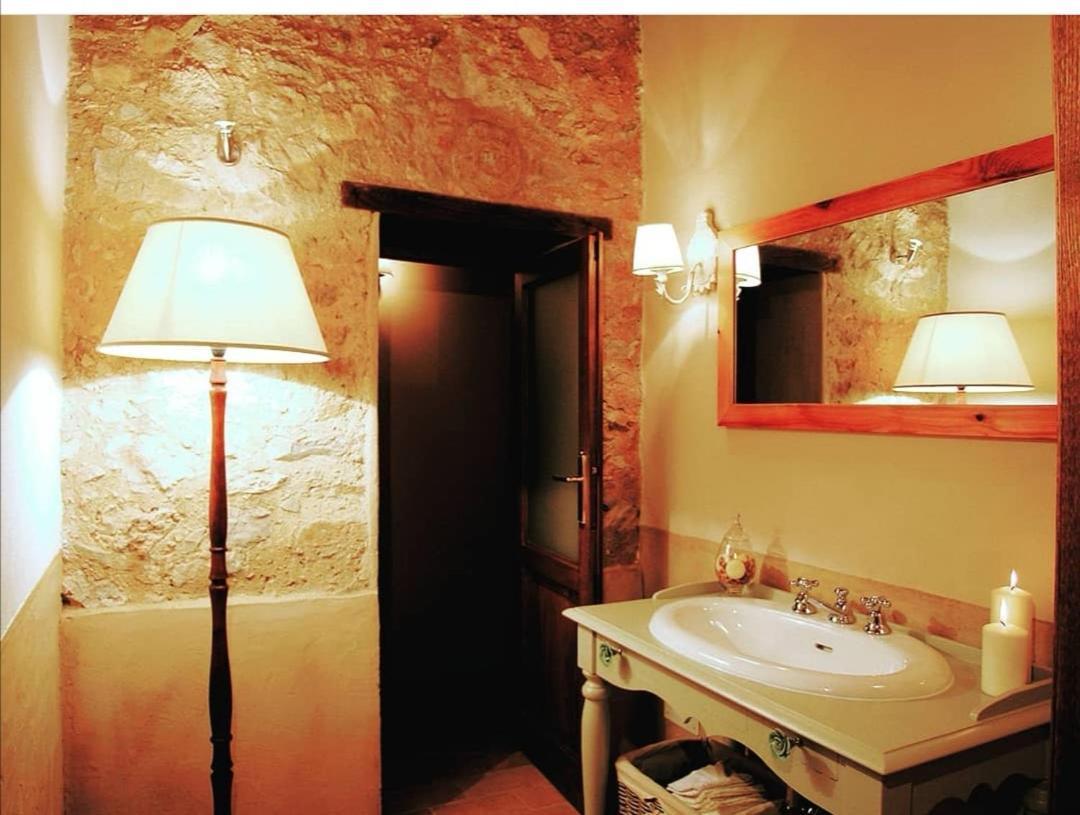 カマイオーレ Salvia E Rosmarino Bed & Breakfast エクステリア 写真